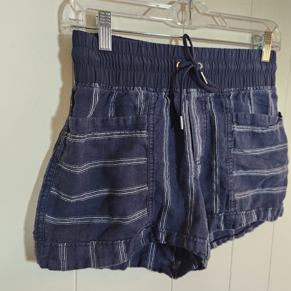 Athleta Navy Blue White Stripe Drawstring Cabo Linen Shorts Size 2 - Picture 7 of 16